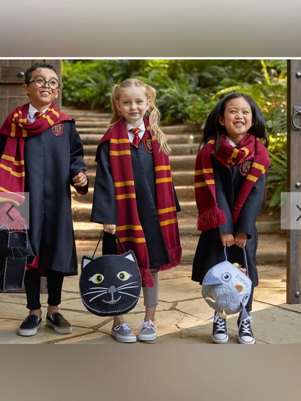 Pottery Barn Kids Harry Potter Gryffindor Costume - Picture 4 of 10